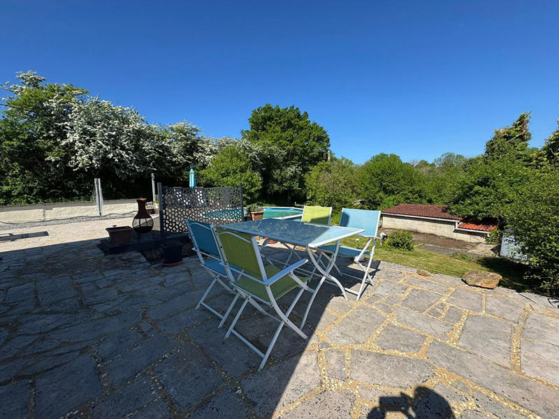 Maison - 151 m² - 6 pièces