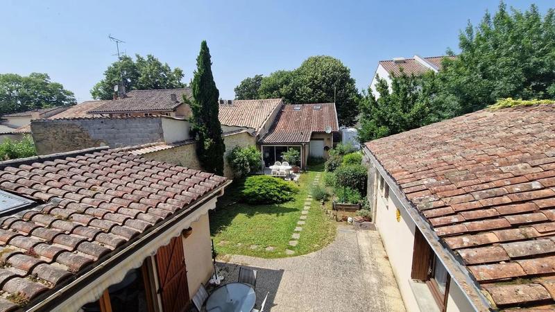 Maison - 192 m² - 7 pièces