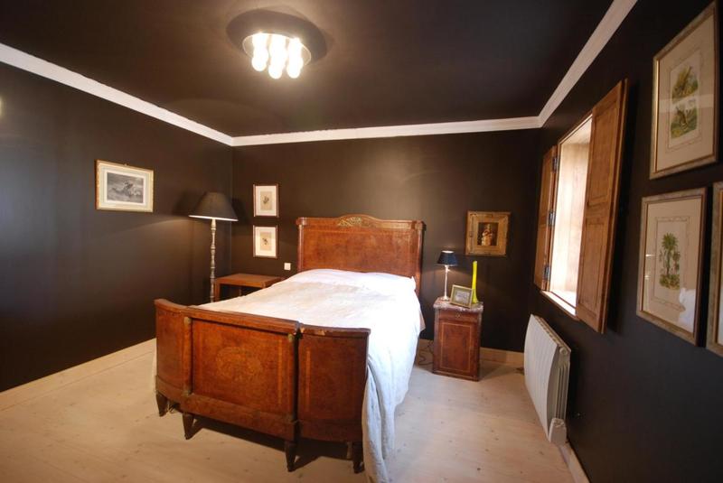 Maison - 218 m² - 7 pièces