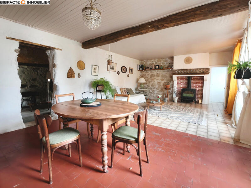 Maison - 92 m² - 3 pièces