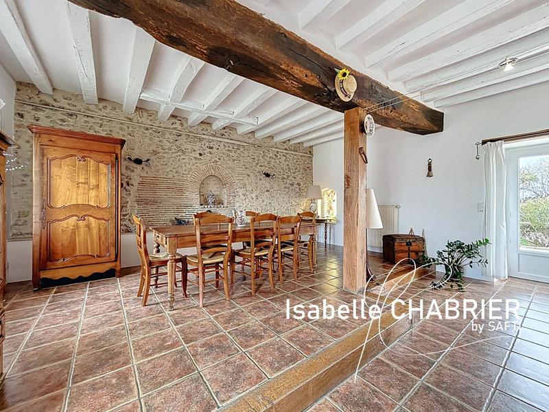 Maison - 250 m² - 9 pièces