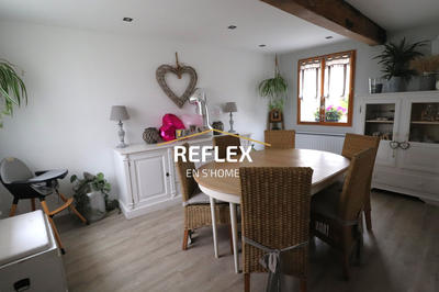 Maison - 95 m² - 5 pièces