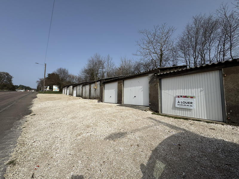 Parking / Garage - 10 m²