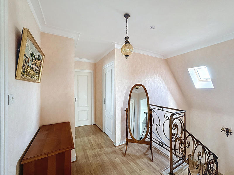 Maison - 120 m² - 7 pièces