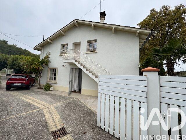 Maison - 218 m² - 6 pièces