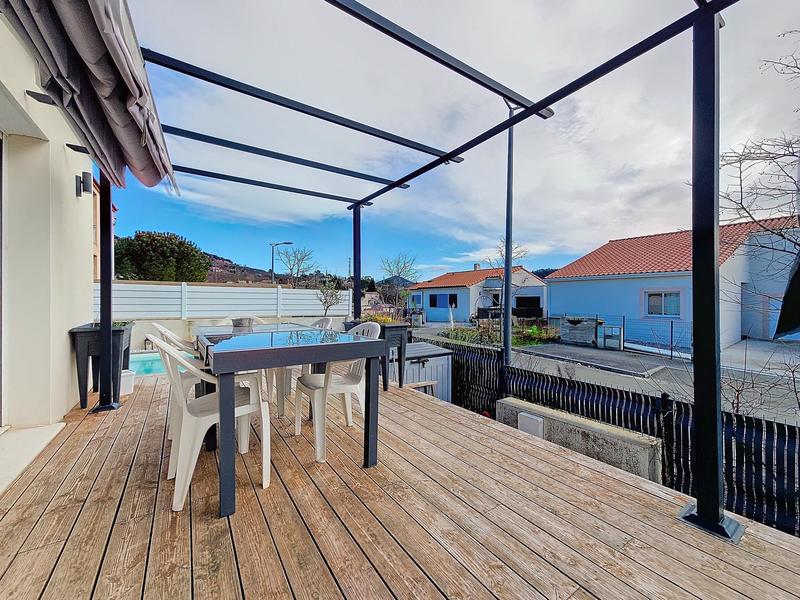 Maison - 96 m² - 4 pièces