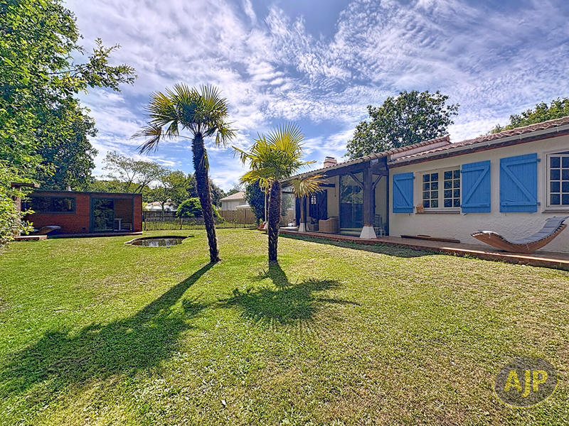 Maison - 141 m² - 6 pièces