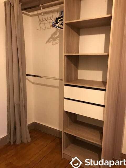 Chambre - 15 m² - 1 pièce
