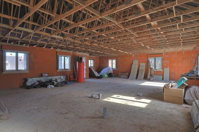 Maison - 130 m² - 1 pièce