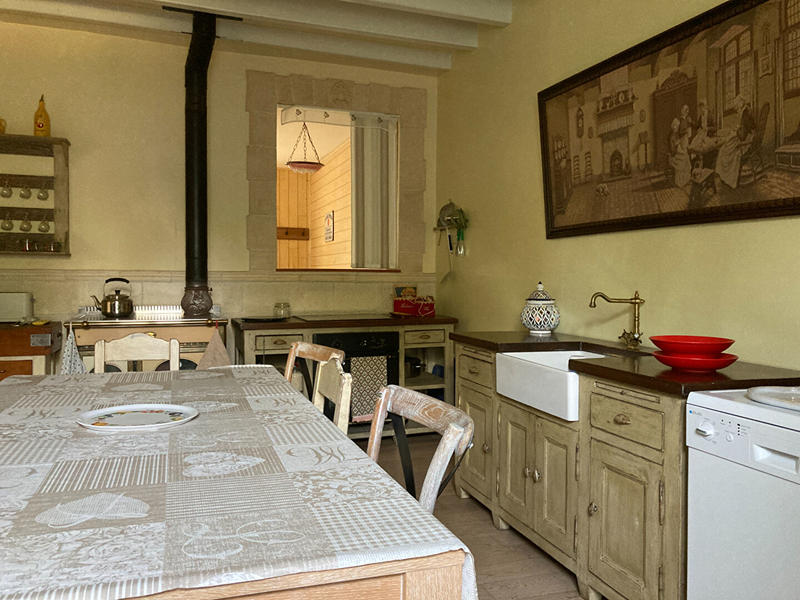 Maison - 198 m² - 8 pièces