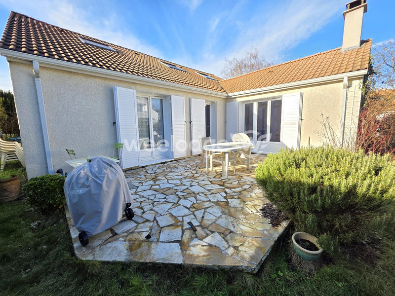 Maison - 163 m² - 7 pièces
