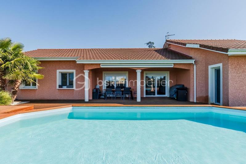 Maison - 190 m² - 7 pièces