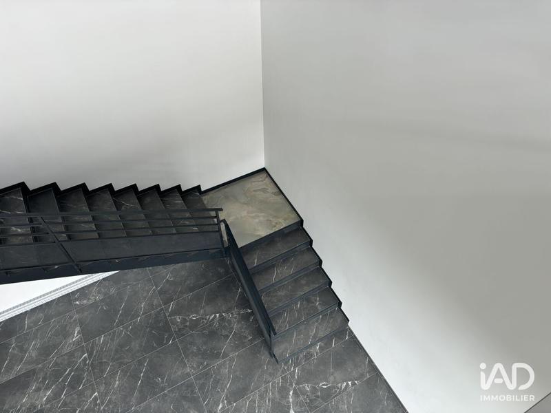 Local commercial - 200 m²