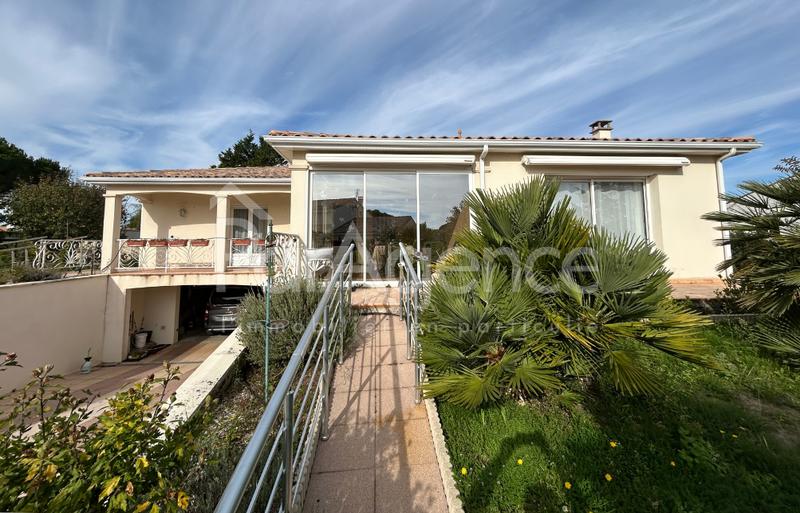 Maison - 153 m² - 5 pièces