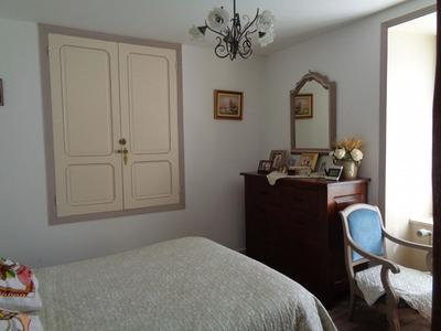 Maison - 200 m² - 11 pièces