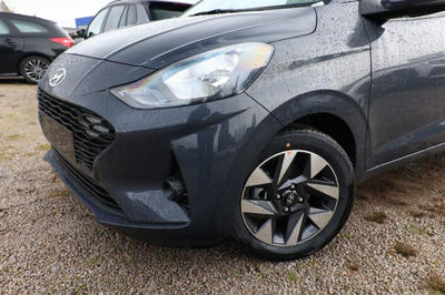 Hyundai i10 1.2 Mpi 79 At5