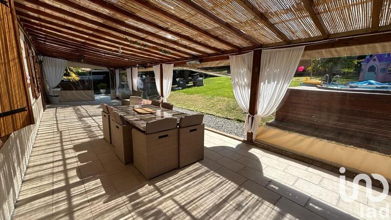 Maison - 140 m² - 5 pièces