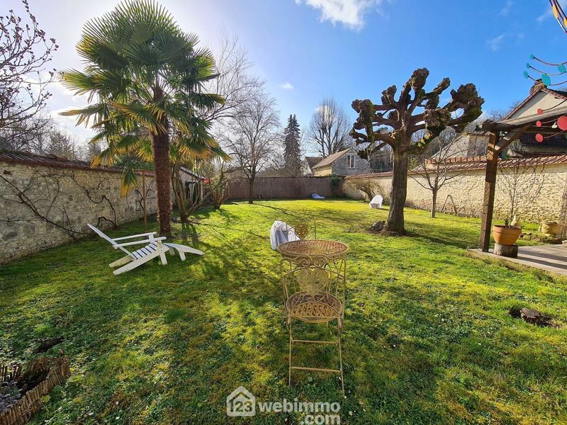 Maison - 160 m² - 6 pièces