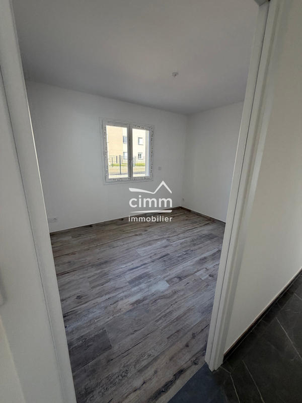 Villa - 80 m² - 4 pièces