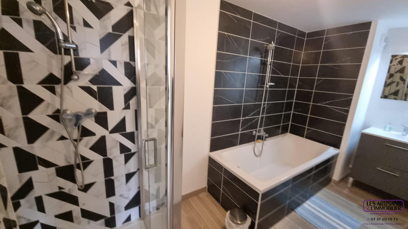 Appartement - 66 m² - 3 pièces