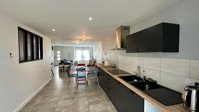 Maison - 104 m² - 4 pièces