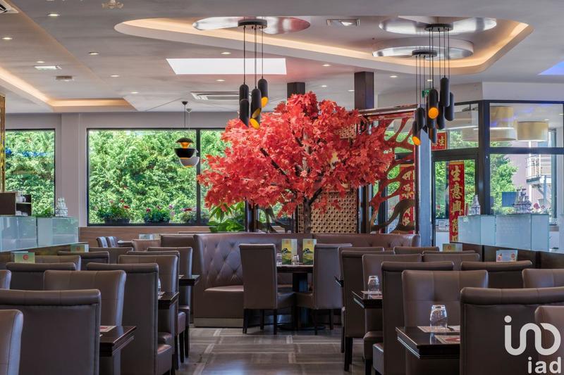 Local commercial - 839 m²