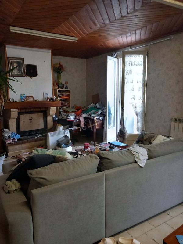 Maison - 220 m² - 3 pièces