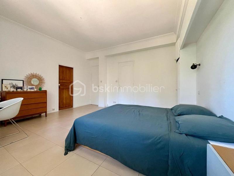 Appartement - 128 m² - 4 pièces