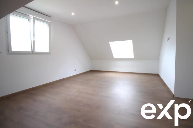 Maison - 147 m² - 6 pièces