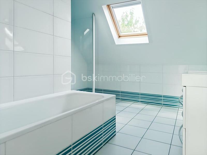 Maison - 123 m² - 6 pièces