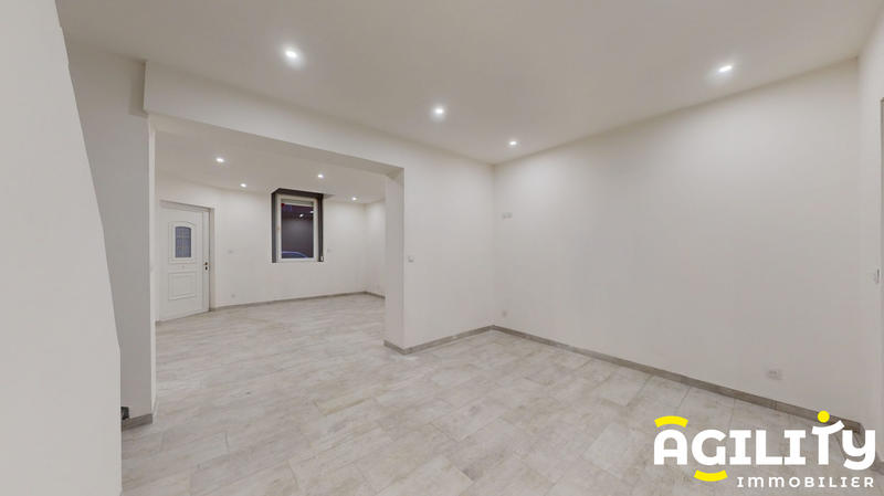 Maison - 110 m² - 4 pièces