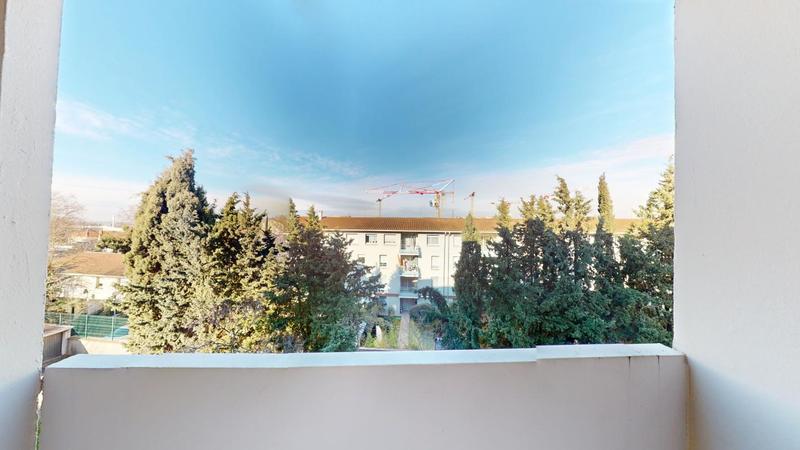 Appartement - 99 m² - 4 pièces