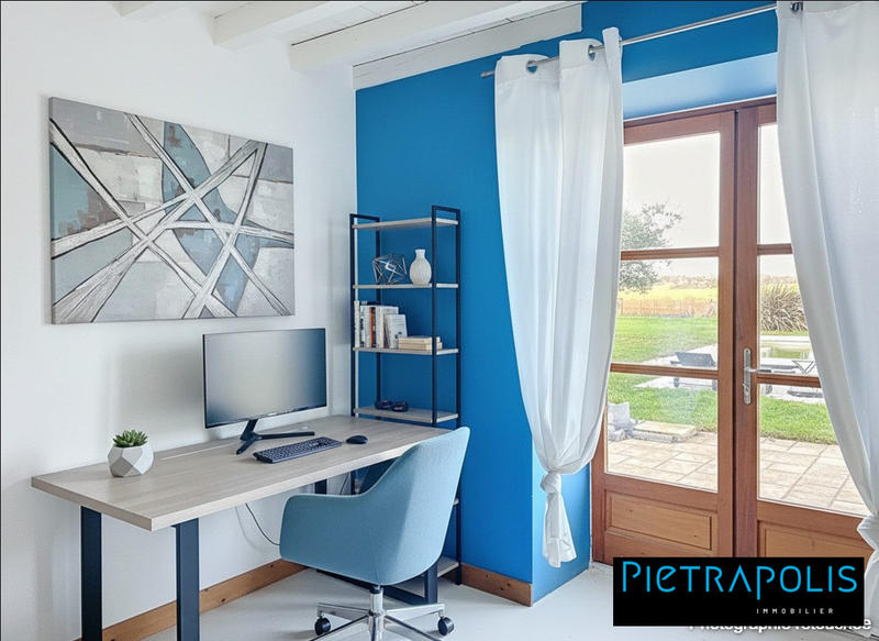 Maison - 277 m² - 9 pièces