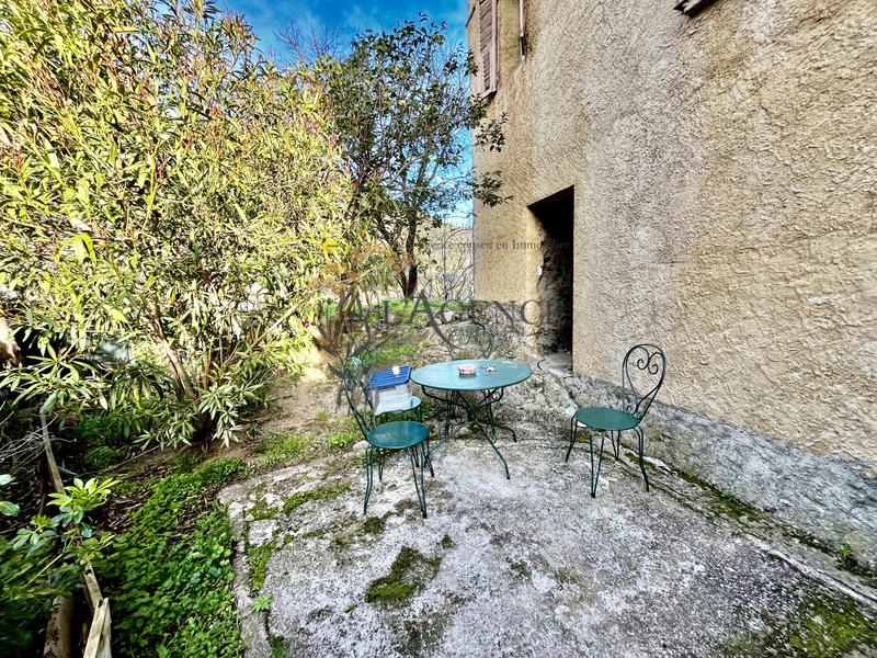 Maison - 113 m² - 10 pièces