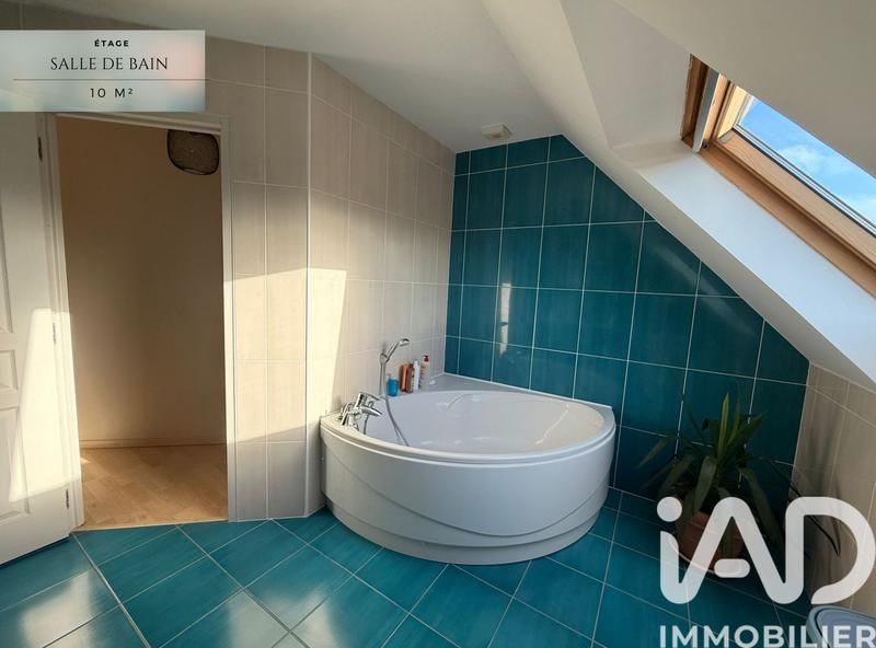 Maison - 151 m² - 5 pièces