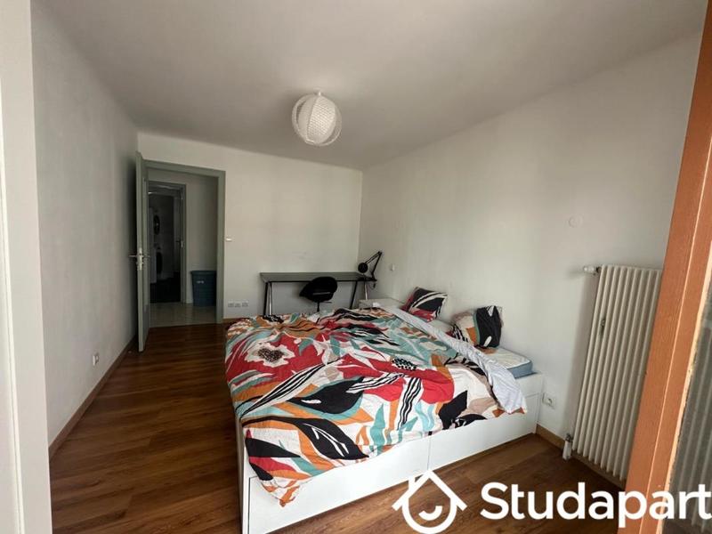 Chambre - 17 m² - 1 pièce