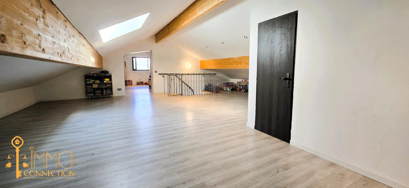 Villa - 215 m² - 5 pièces