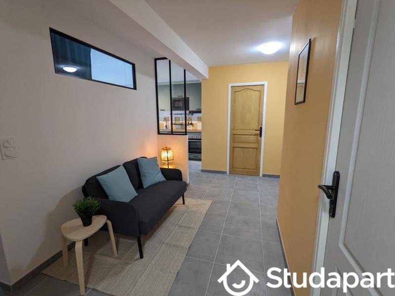 Chambre - 10 m² - 1 pièce