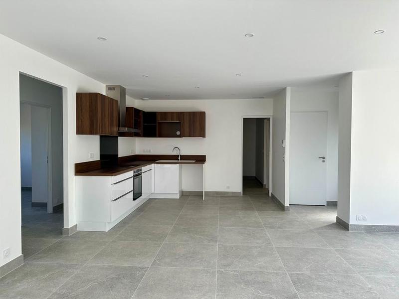 Villa - 101 m² - 4 pièces