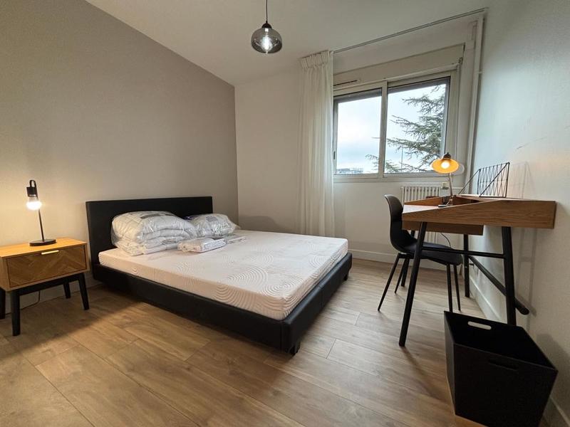 Appartement - 115 m² - 6 pièces