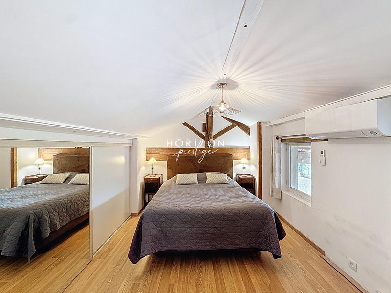 Maison ancienne - 206 m² - 8 pièces