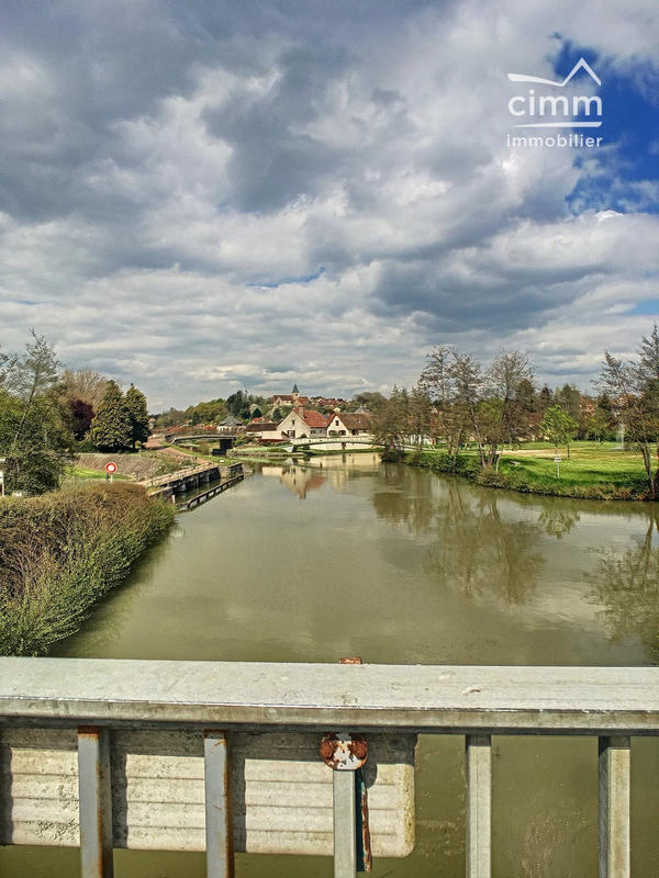 Immeuble - 1 166 m²