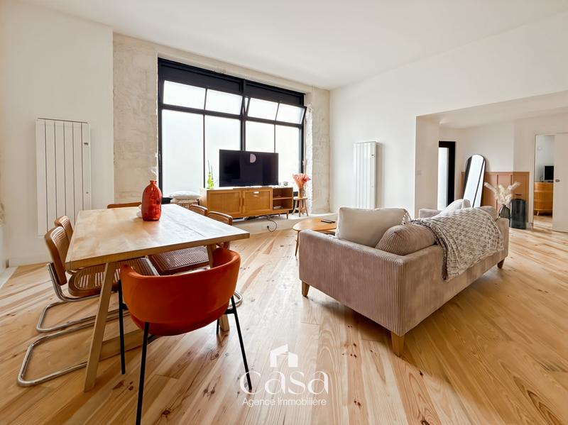 Loft - 70 m² - 2 pièces