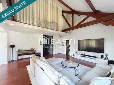 Duplex - 153 m² - 5 pièces