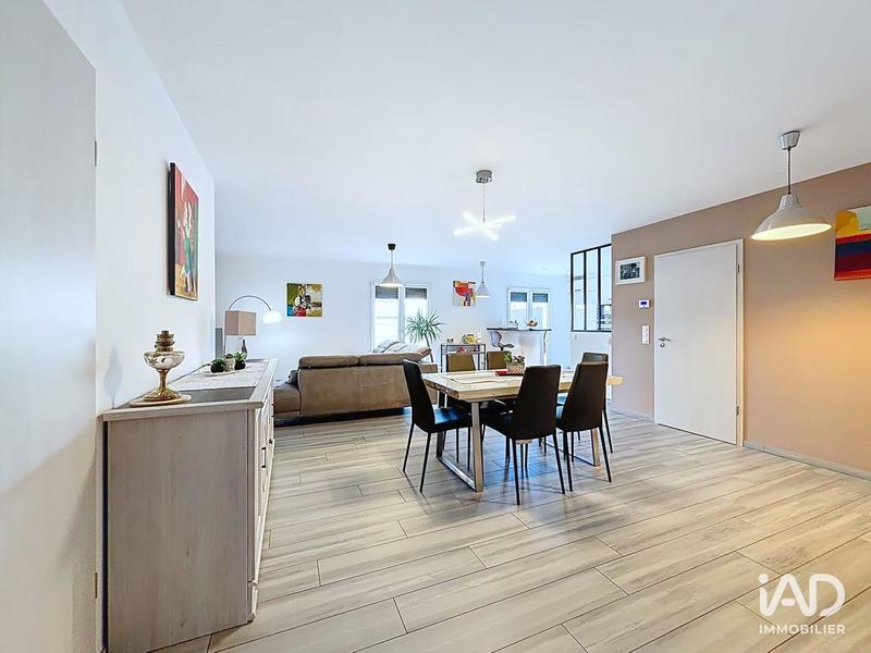 Maison - 111 m² - 5 pièces