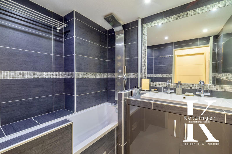 Duplex - 93 m² - 4 pièces