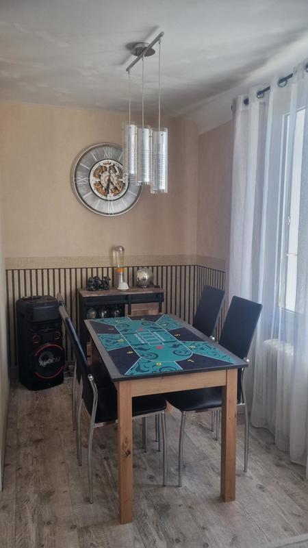 Maison - 101 m² - 4 pièces