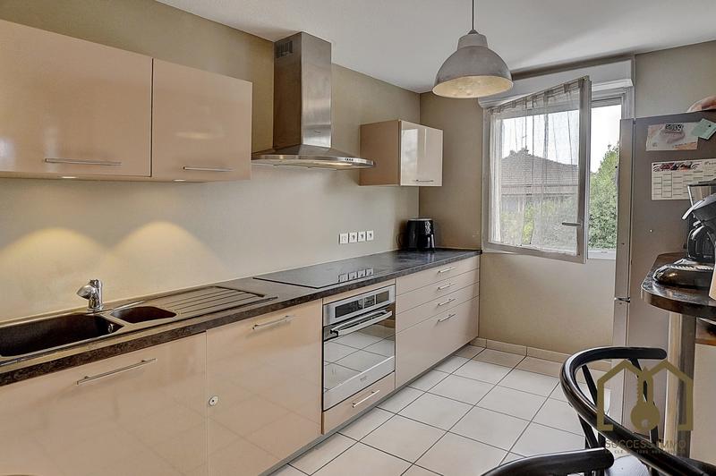 Appartement - 60 m² - 3 pièces