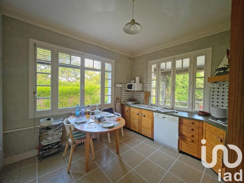 Maison - 200 m² - 8 pièces