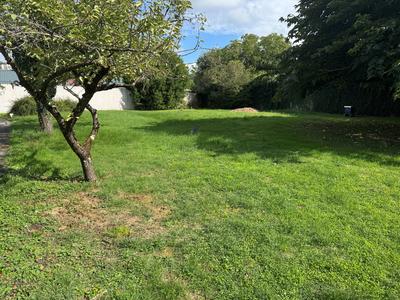 Terrain constructible - 620 m²